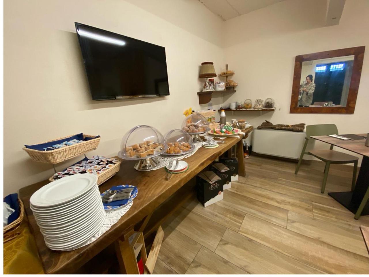 Betty'S House Bed and Breakfast Λατζίζε Εξωτερικό φωτογραφία