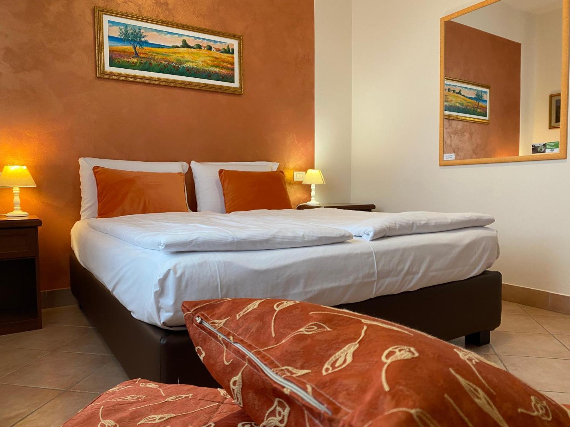 Betty'S House Bed and Breakfast Λατζίζε Εξωτερικό φωτογραφία