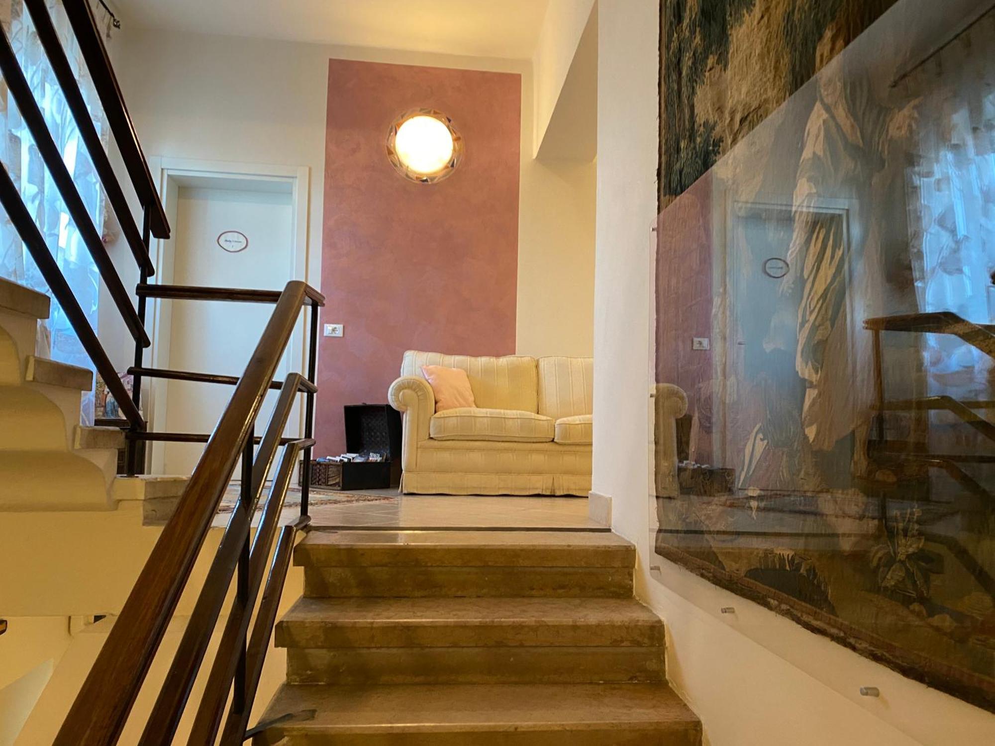 Betty'S House Bed and Breakfast Λατζίζε Εξωτερικό φωτογραφία