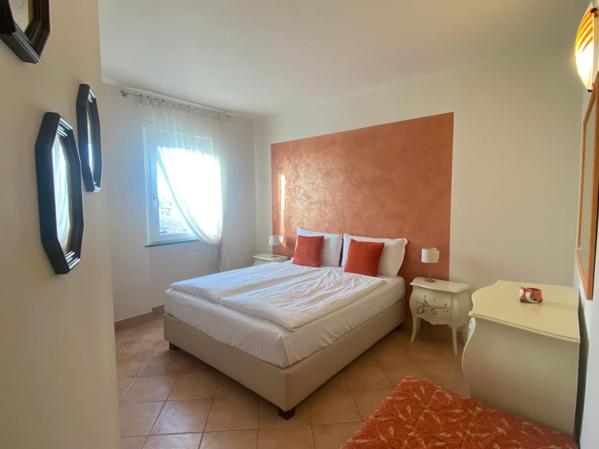 Betty'S House Bed and Breakfast Λατζίζε Εξωτερικό φωτογραφία