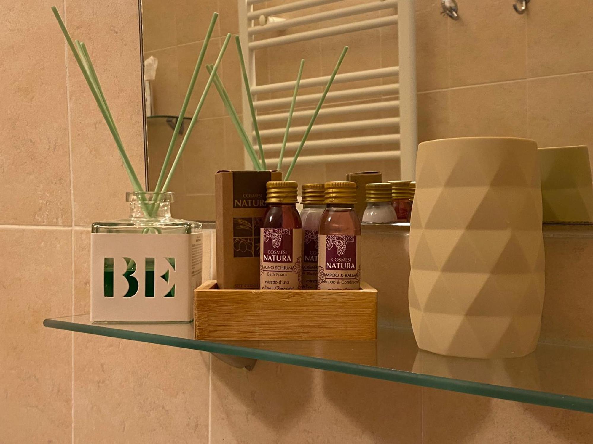 Betty'S House Bed and Breakfast Λατζίζε Εξωτερικό φωτογραφία