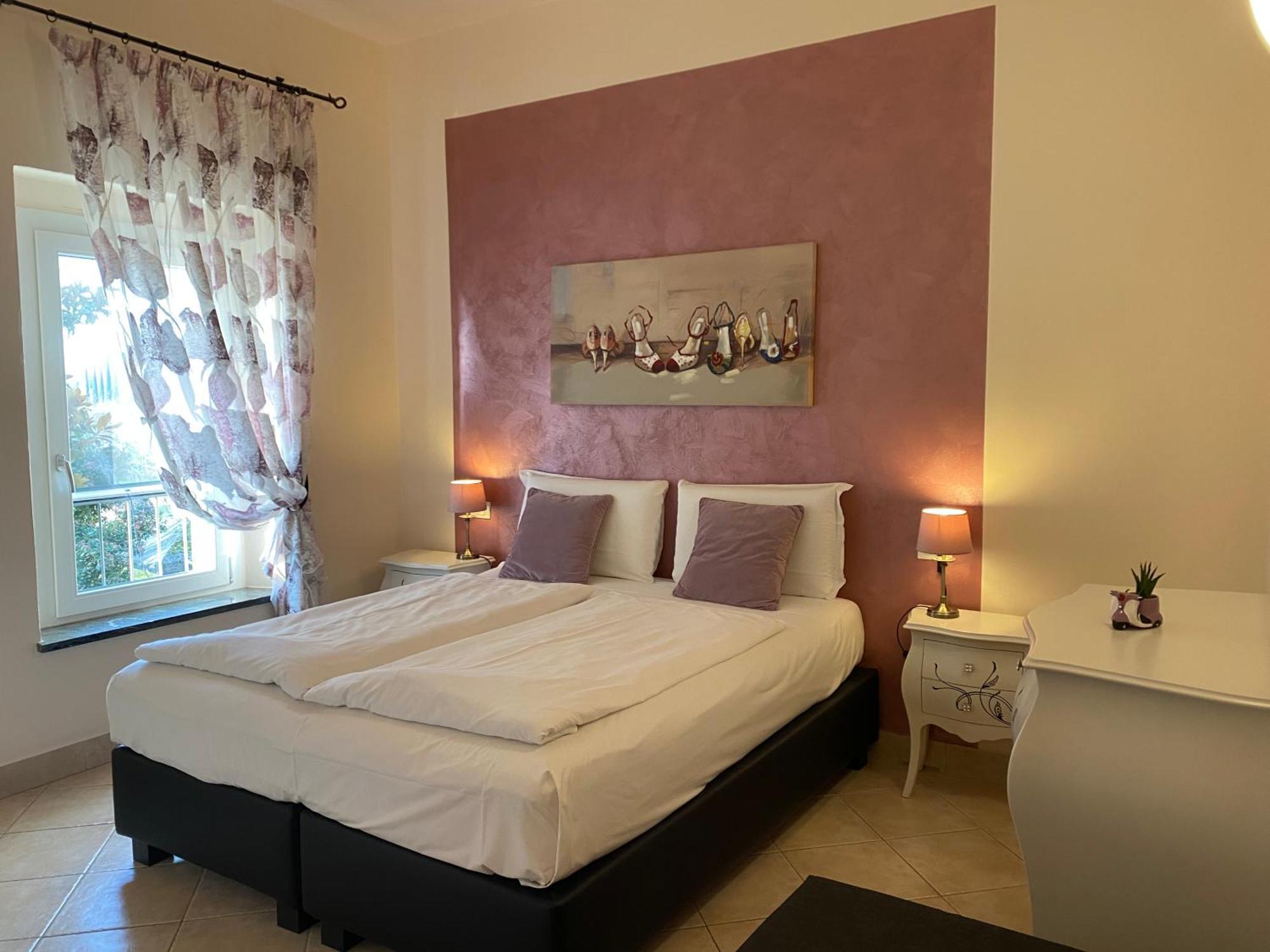 Betty'S House Bed and Breakfast Λατζίζε Εξωτερικό φωτογραφία