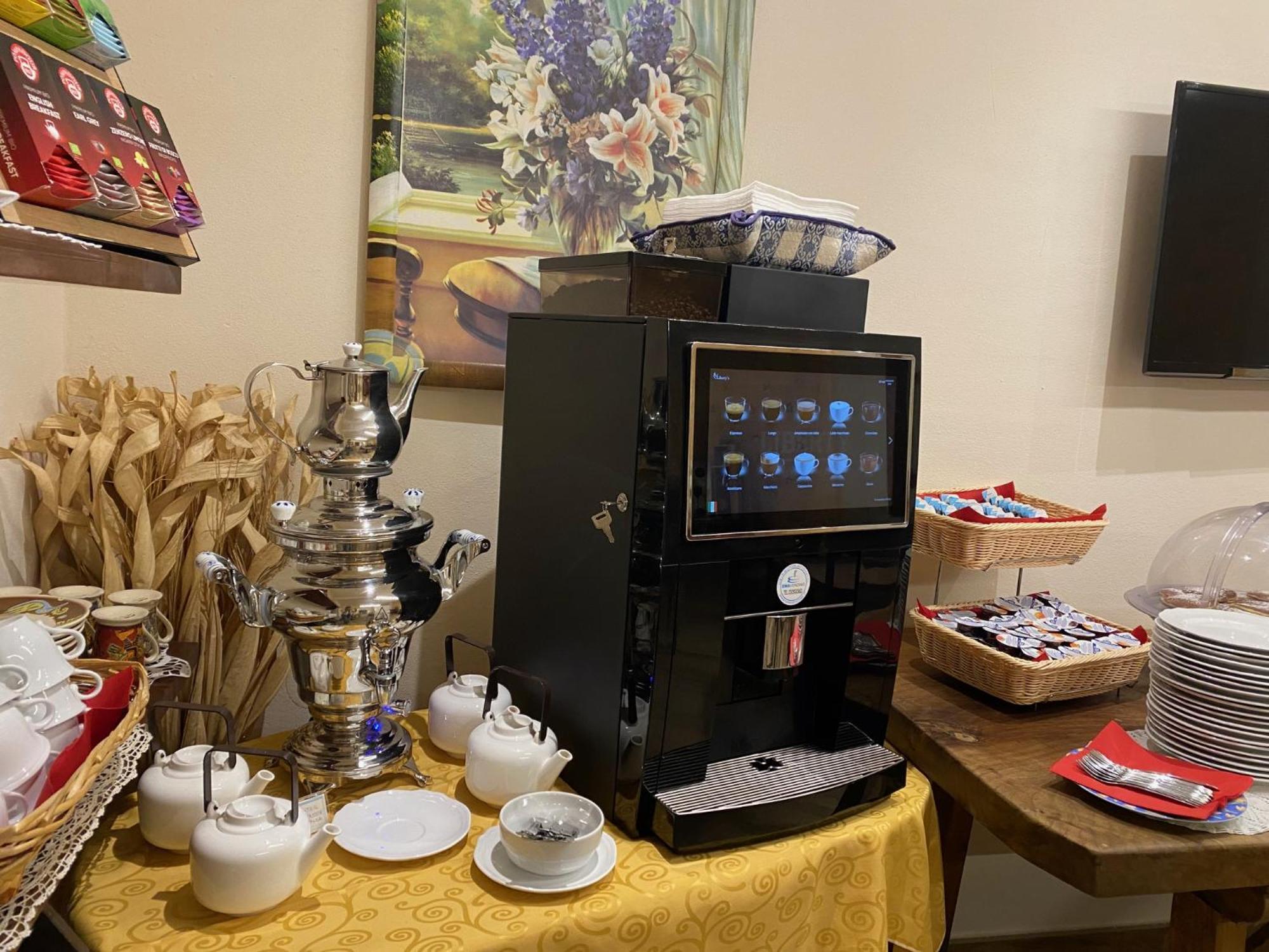 Betty'S House Bed and Breakfast Λατζίζε Εξωτερικό φωτογραφία